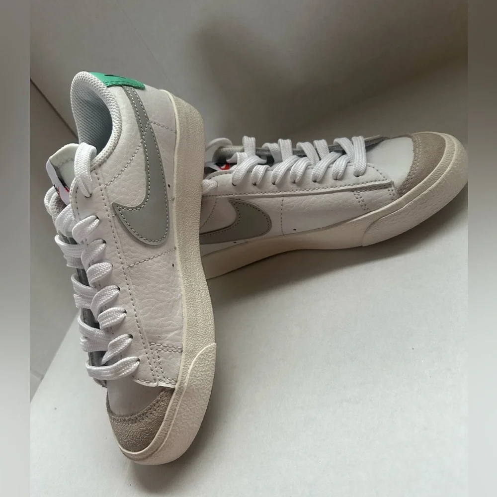 Nike Blazer Low 77 Vintage ‘White Grey Light Menta’ Size 3.5Y